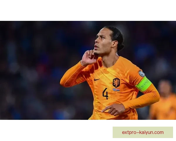 范戴克在欧冠赛场表现稳健，继续保持顶级后卫状态