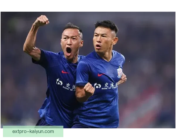 上海申花持续表现稳健，备受关注的蓝色战袍闪耀赛场