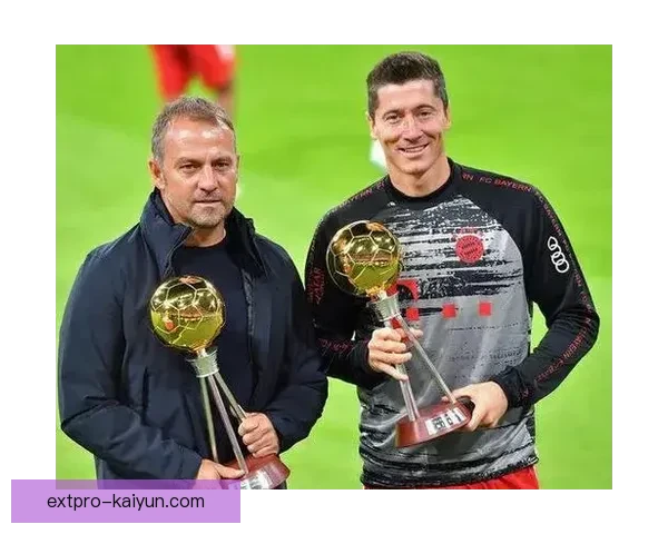 莱万多夫斯基在弗里克战术体系中展现出强大核心作用